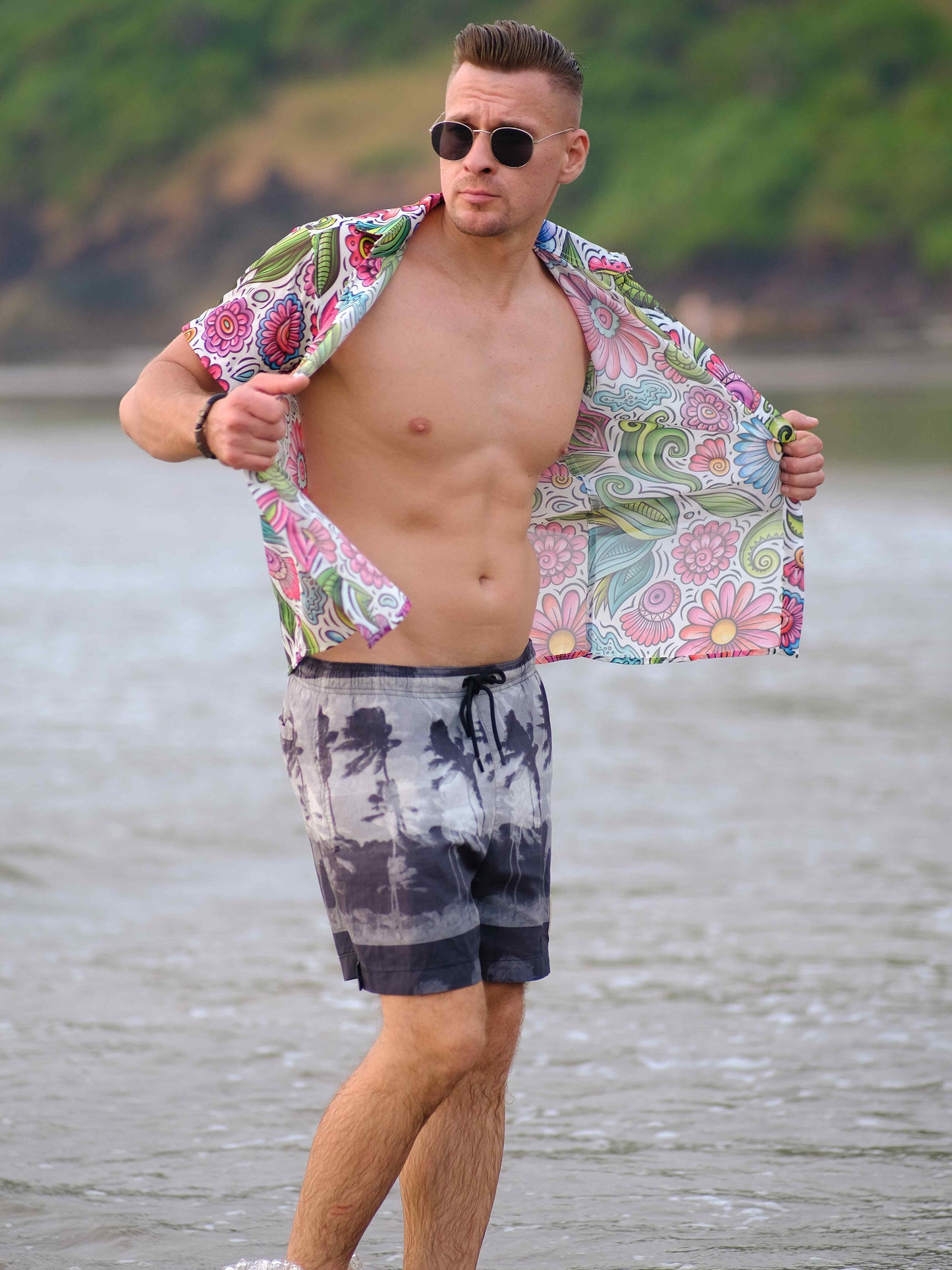 Men's Funky Floral Travel Beach Shirt