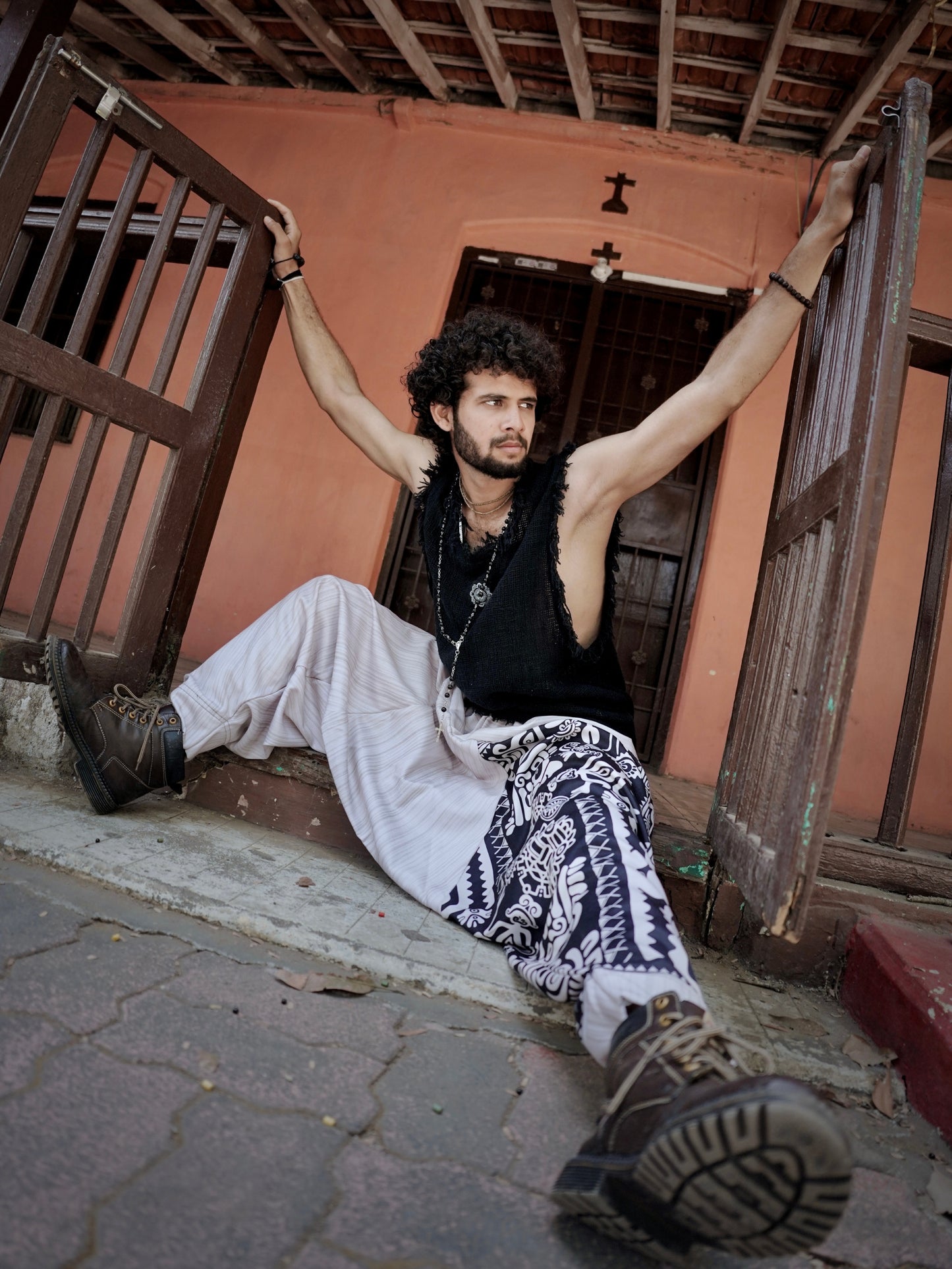 Men’s Tribal Print Harem Pants – Free Size Boho Aladdin Pants for Travel, Dance & Yoga