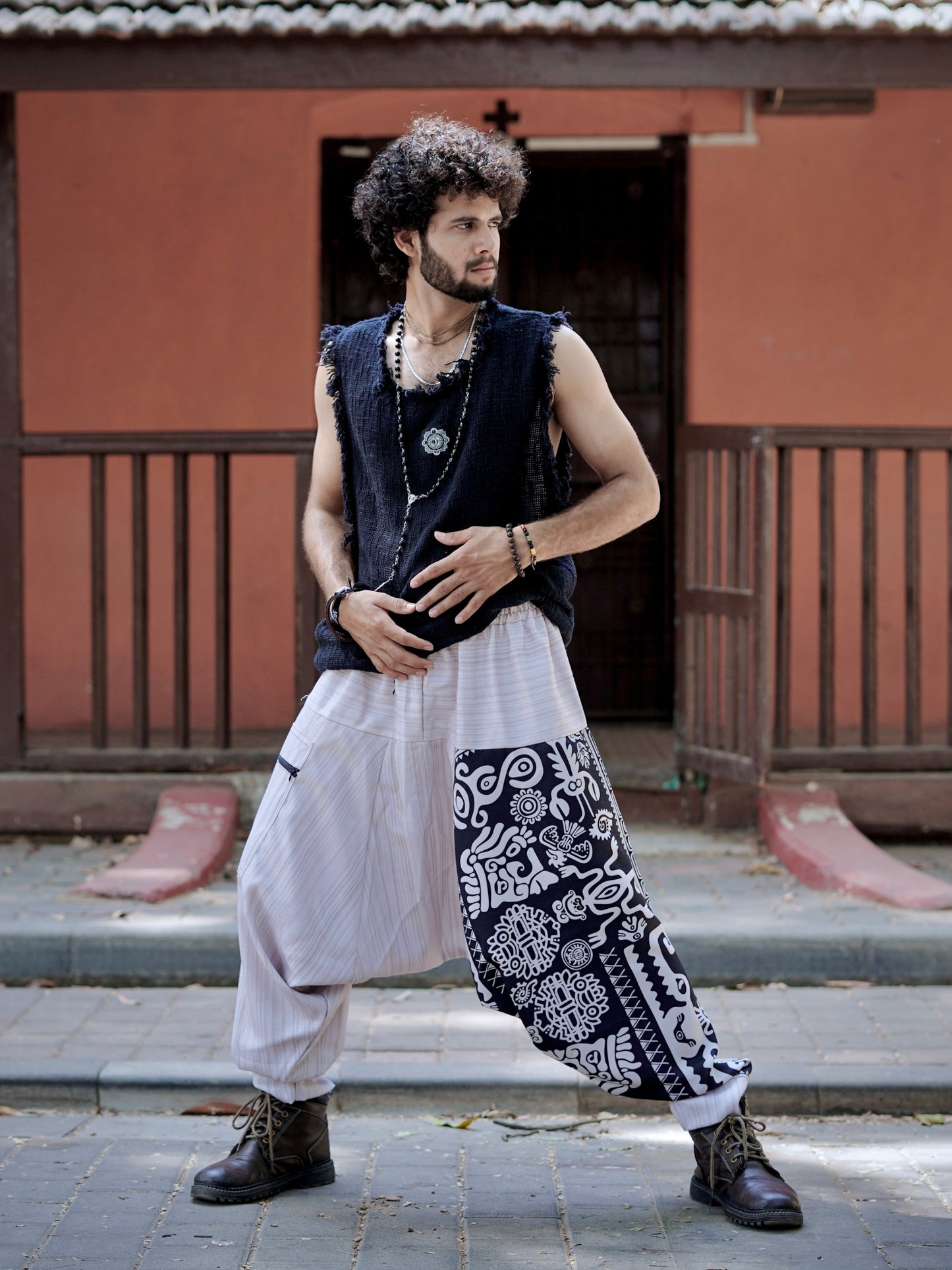 Men’s Tribal Print Harem Pants – Free Size Boho Aladdin Pants for Travel, Dance & Yoga