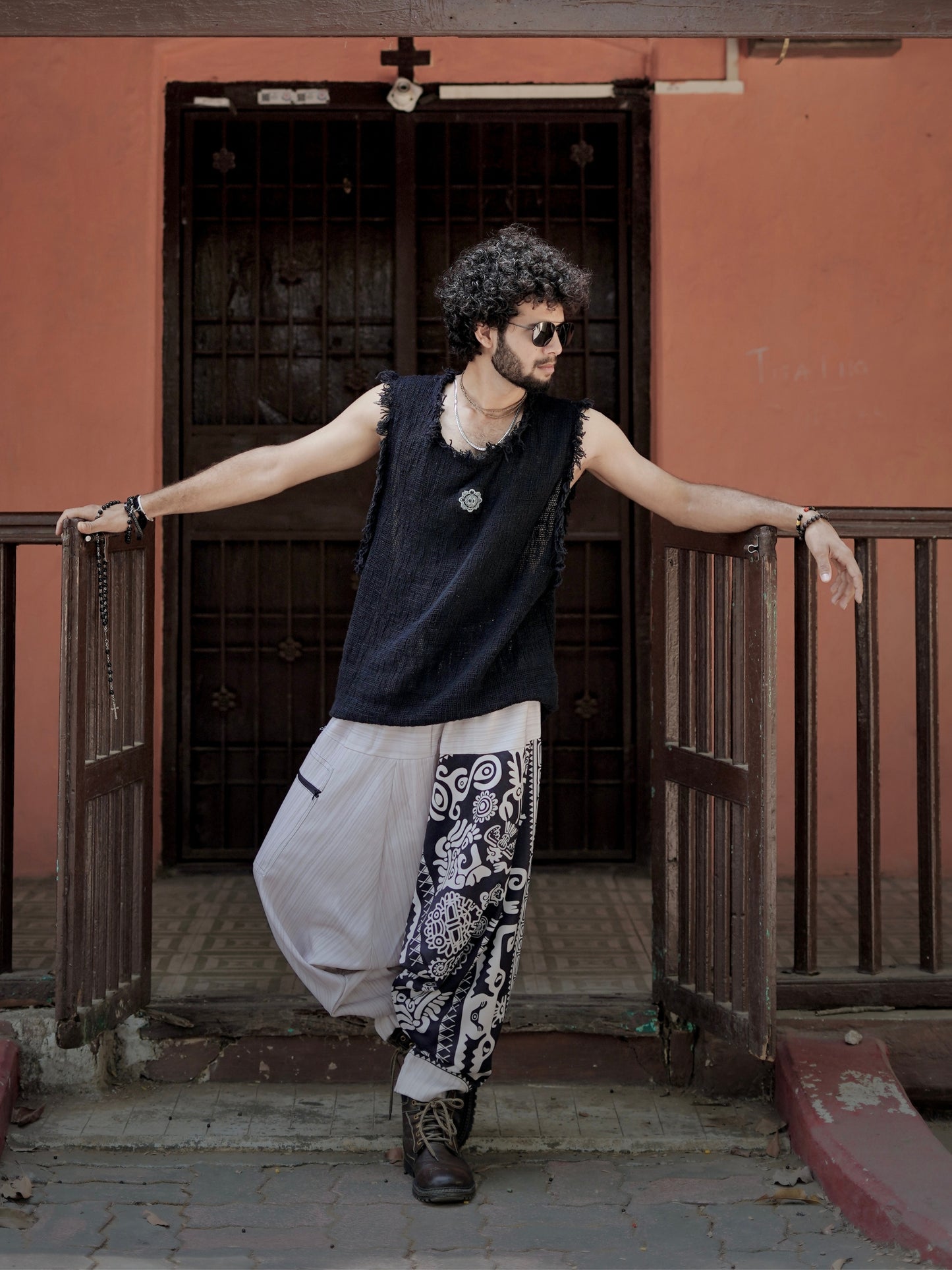 Men’s Tribal Print Harem Pants – Free Size Boho Aladdin Pants for Travel, Dance & Yoga