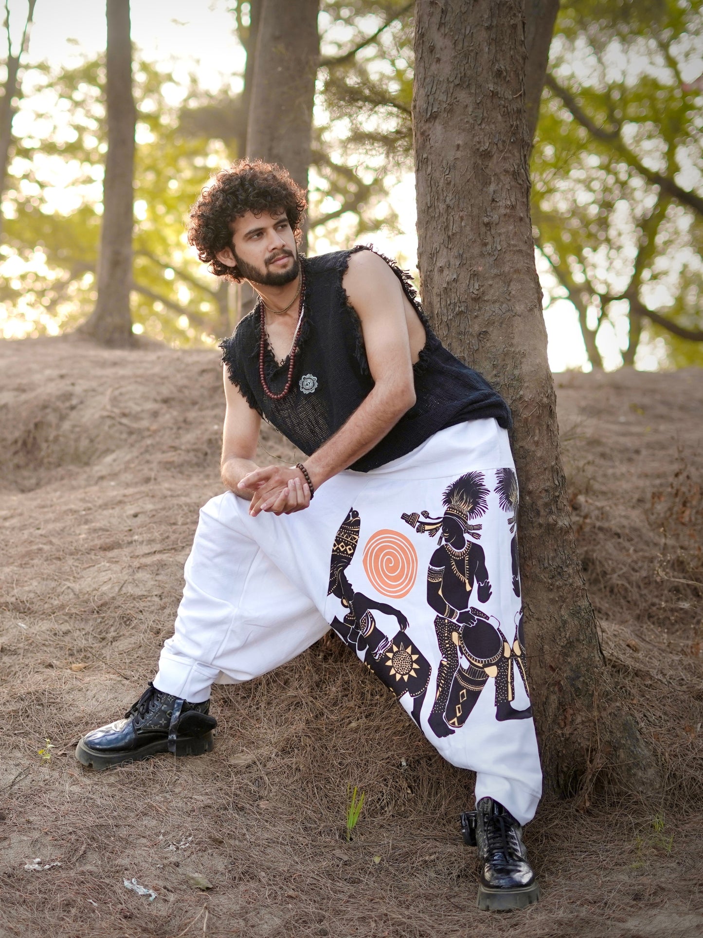 Men’s Printed White Harem Pants for Dance, Yoga, and Travel – Free Size | Boho Tribal Style