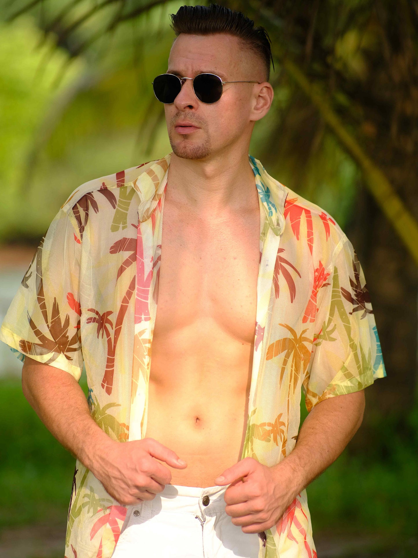 Men's Sunlit Palms Printed Beach Travel Shirt