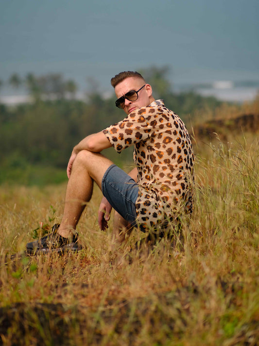 Men's Leopard Cheetah Print Travel Shirt