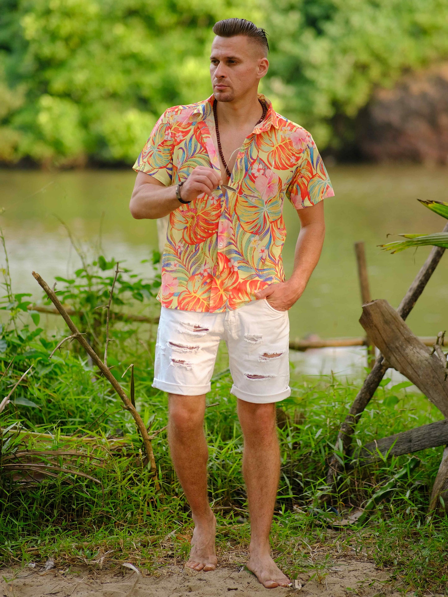 Men's Coastal Leaves Printed Net Travel Shirt