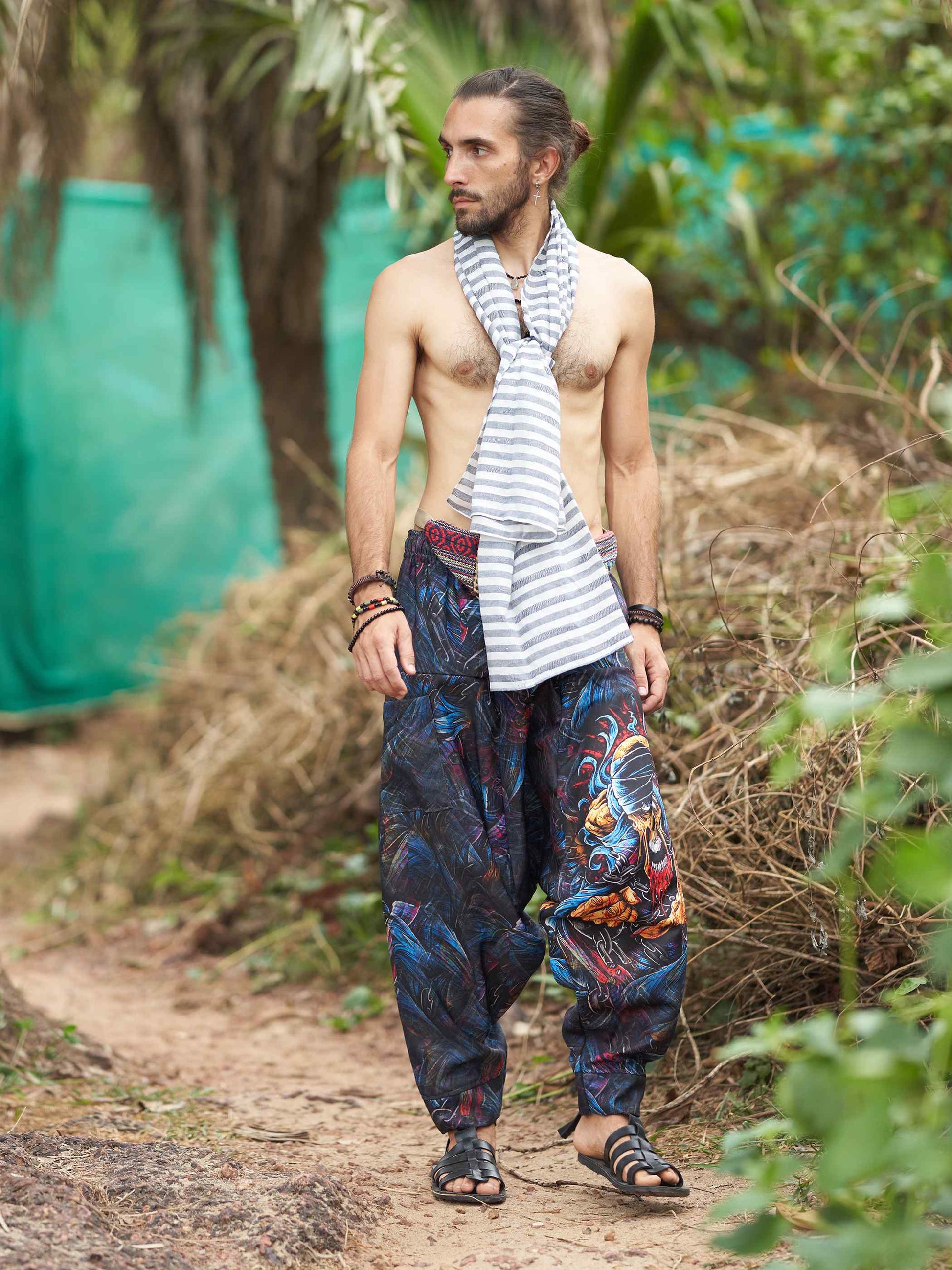 Buy Men's Scary Skull Print Baggy Balloon Aladdin Harem Pants For Dance Travel Yoga