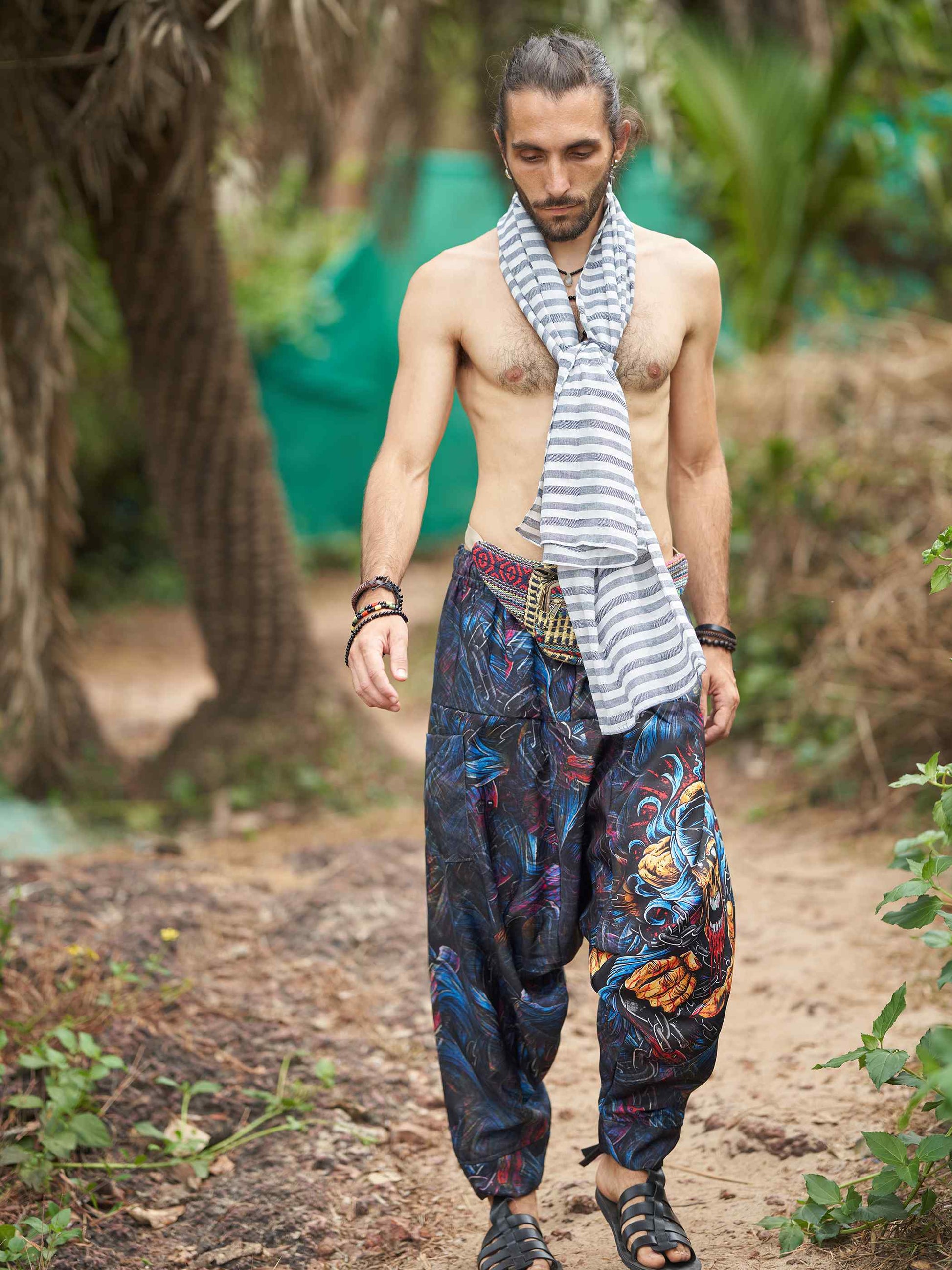 Buy Men's Scary Skull Print Baggy Balloon Aladdin Harem Pants For Dance Travel Yoga