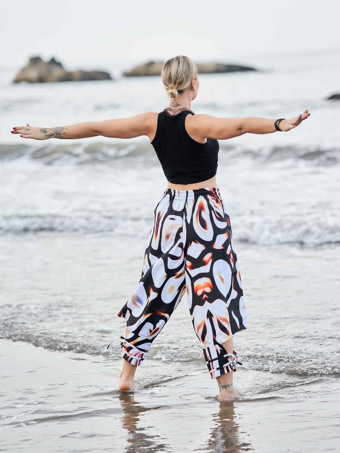 Buy Women's Artistic Black White Vintage Unisex Hippy Harem Pants For Travel Yoga