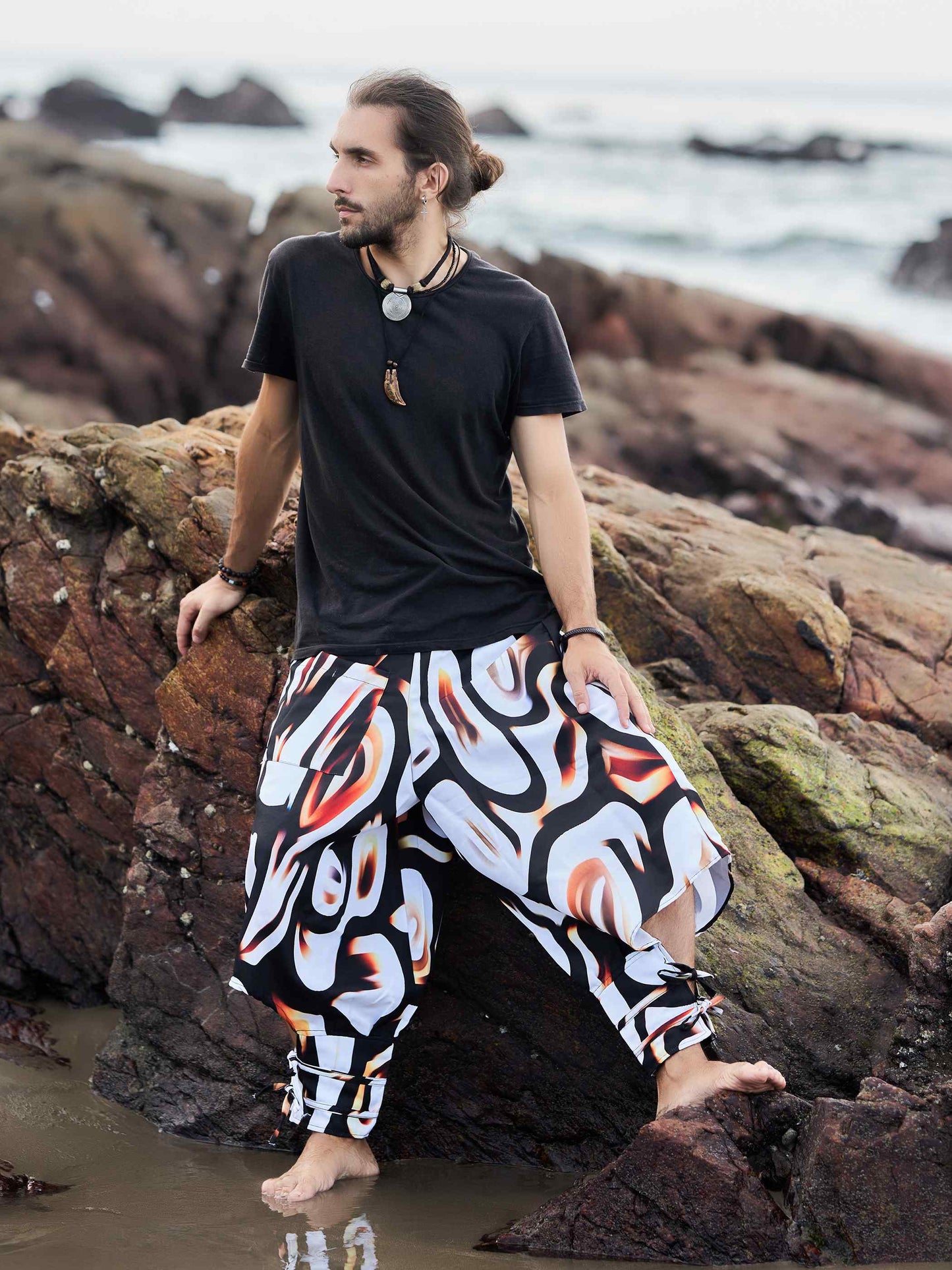 Buy Women's Artistic Black White Vintage Unisex Hippy Harem Pants For Travel Yoga
