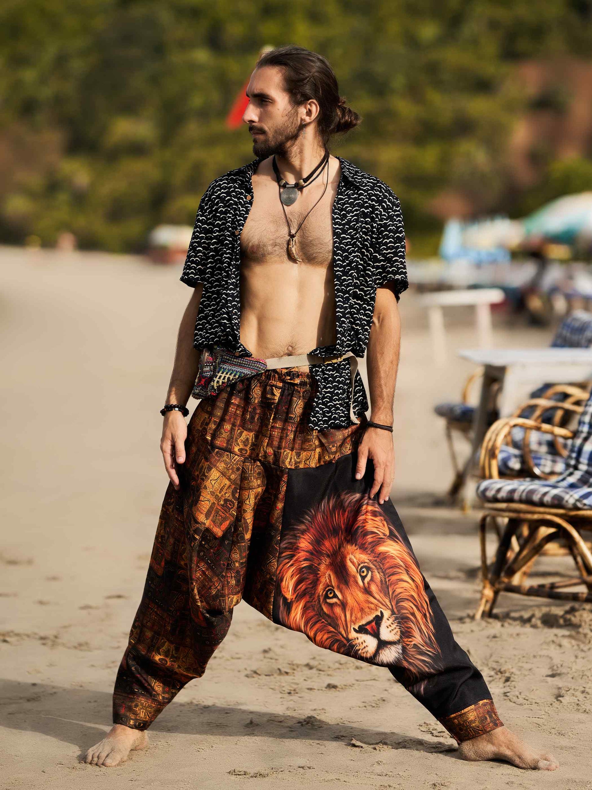Buy Men's Vintage Lion Print Balloon Aladdin Unisex Harem Pants For Travel