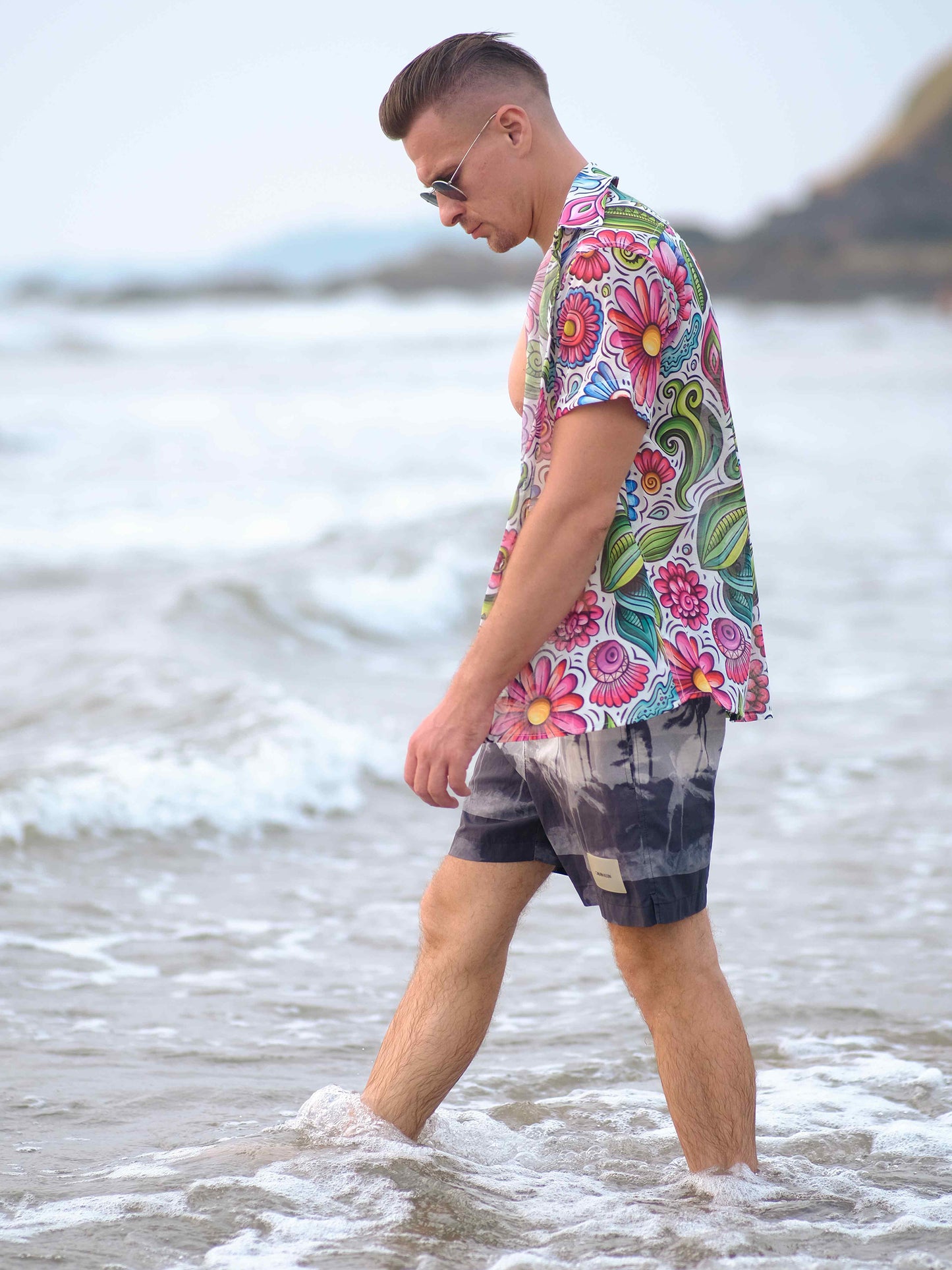 Men's Funky Floral Travel Beach Shirt