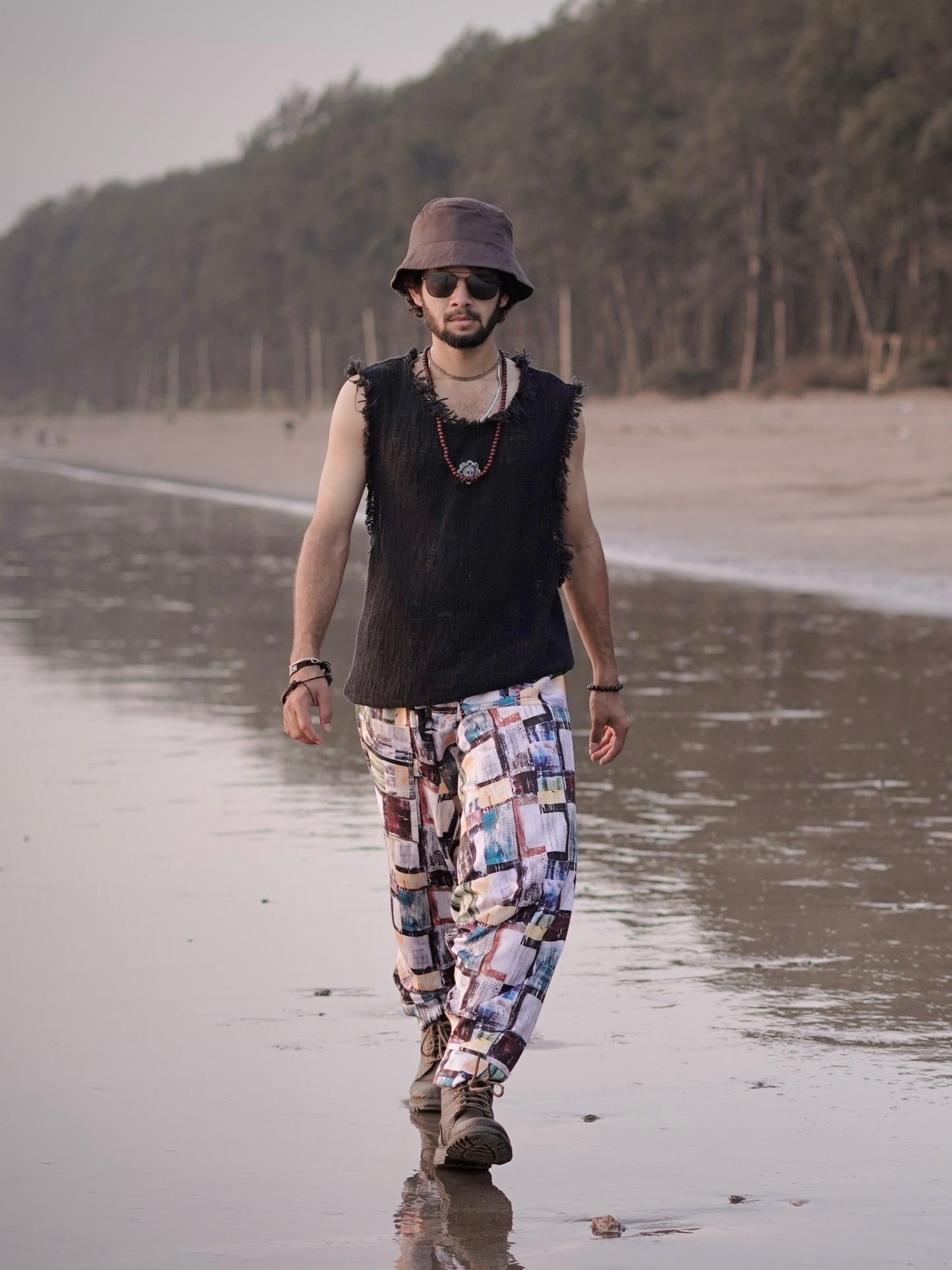 Men’s Multicolor Abstract Print Harem Pants – Free Size Boho Style for Dance, Travel & Yoga