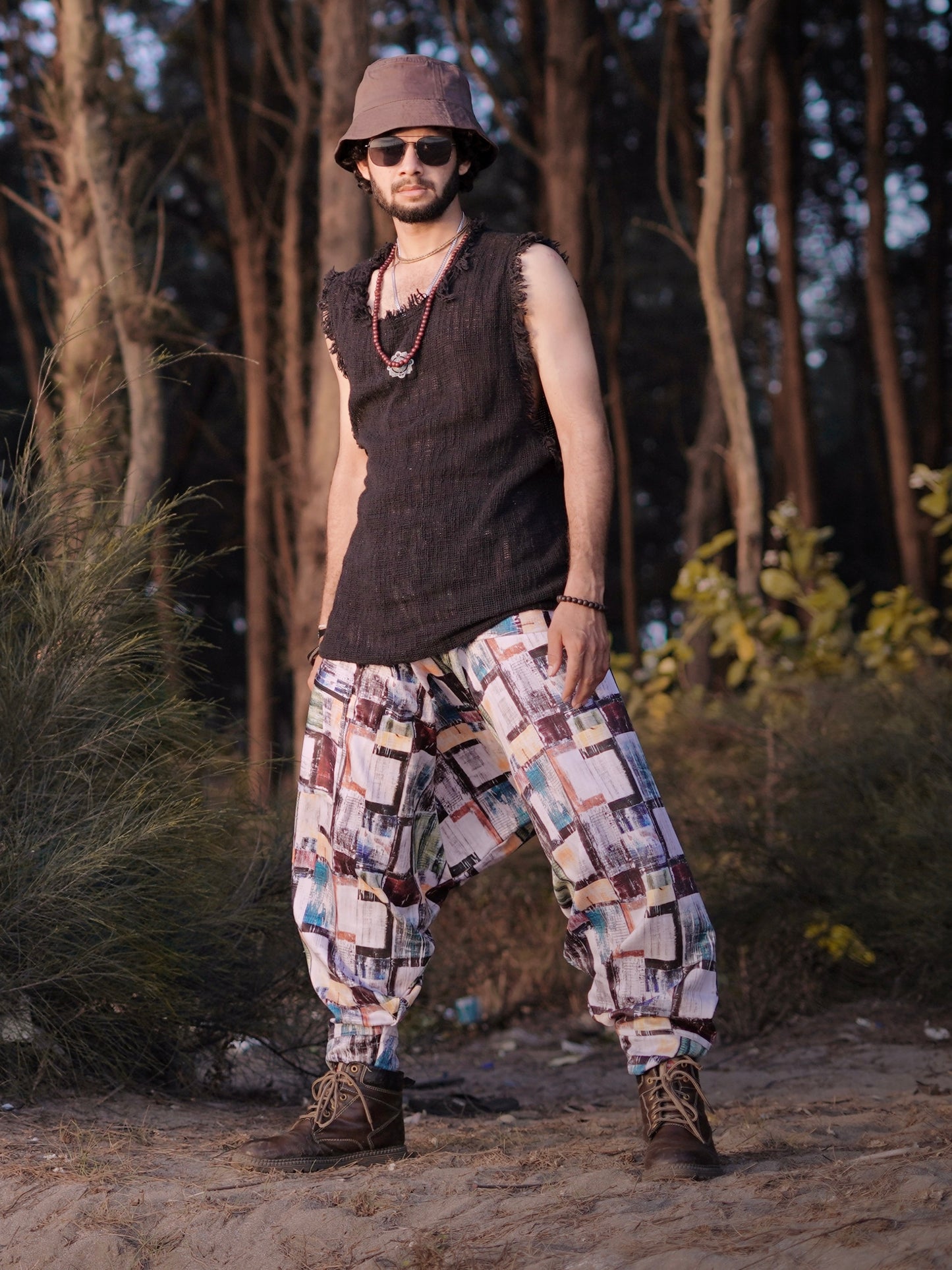 Men’s Multicolor Abstract Print Harem Pants – Free Size Boho Style for Dance, Travel & Yoga