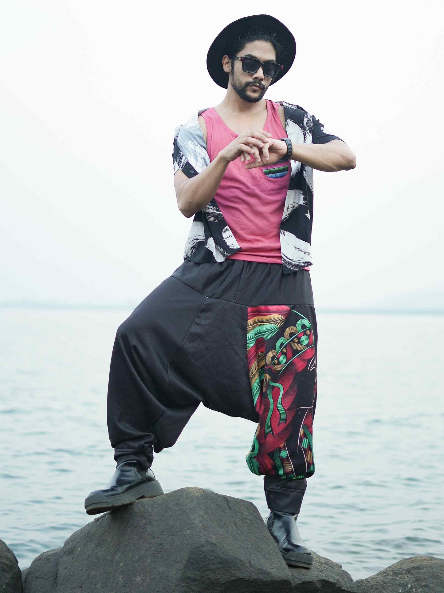 Men's Feather Hat Black Print Hippy Harem Pants For Dance Yoga Travel