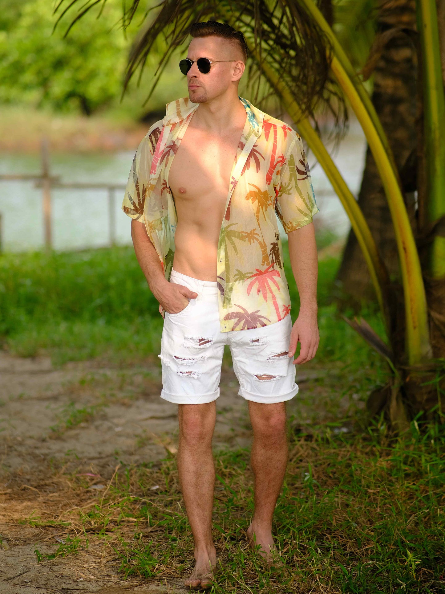 Men's Sunlit Palms Printed Beach Travel Shirt
