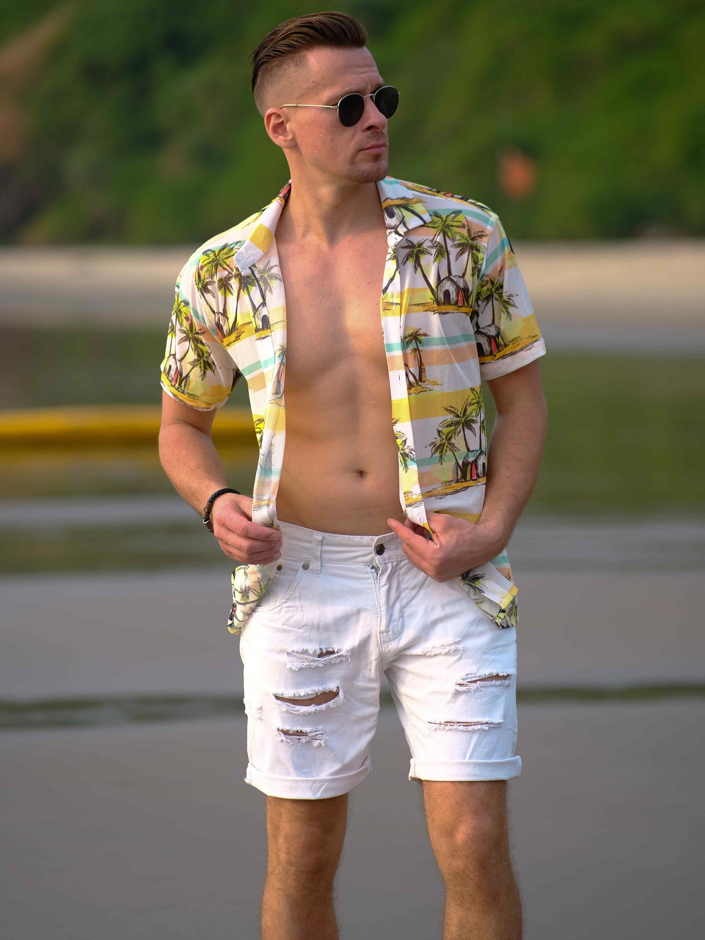 Men's Seaside Bliss Coastal Net Travel Shirt
