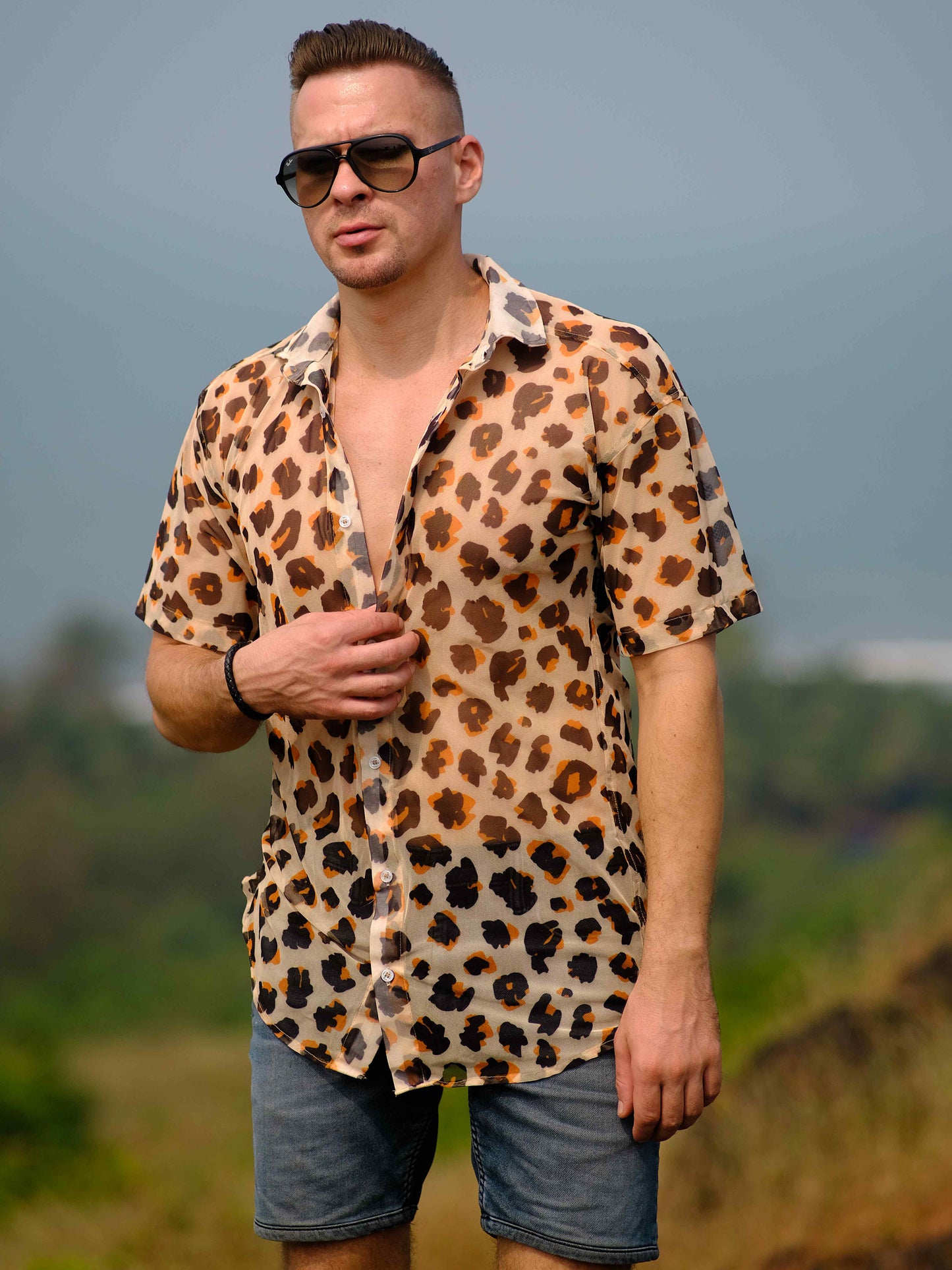 Men's Leopard Cheetah  Print Travel Shirt