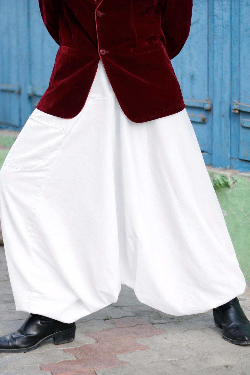 White Men's Harem Pants India – Aladdin Pants for Dance, Travel, Yoga & Fashion