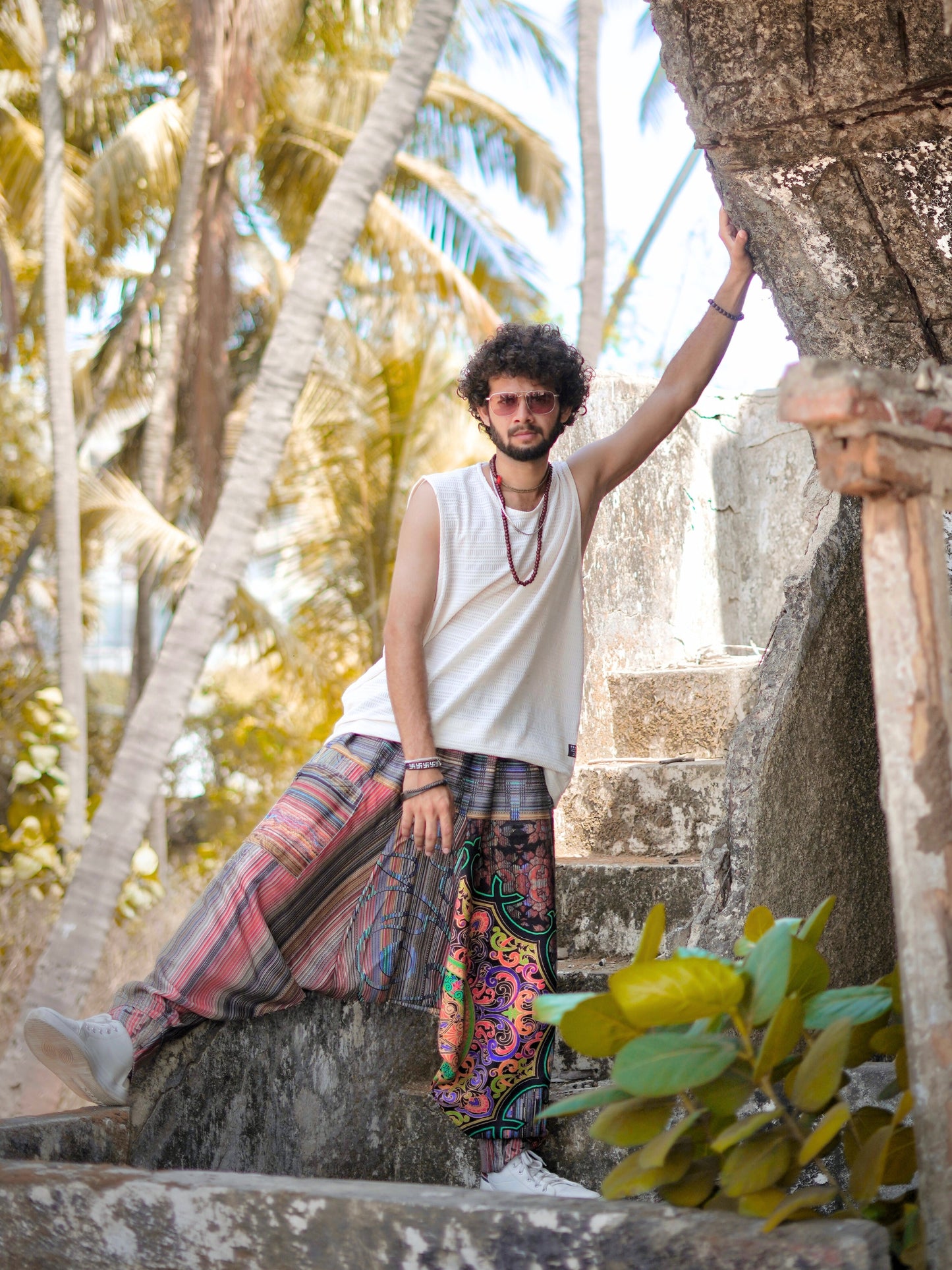Printed Men’s Harem Pants – Artistic Free Size Streetwear for Yoga, Travel & Dance