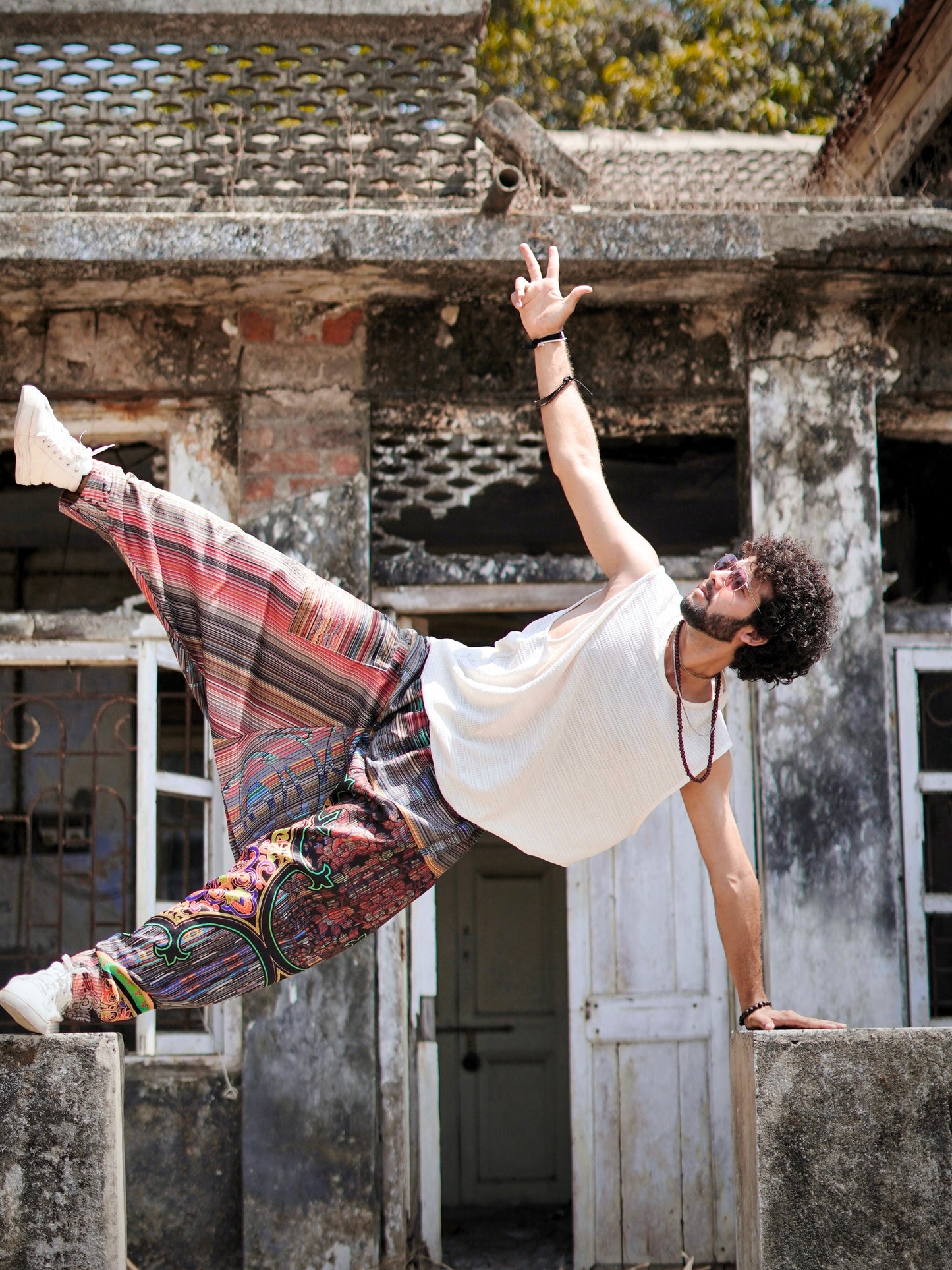 Printed Men’s Harem Pants – Artistic Free Size Streetwear for Yoga, Travel & Dance