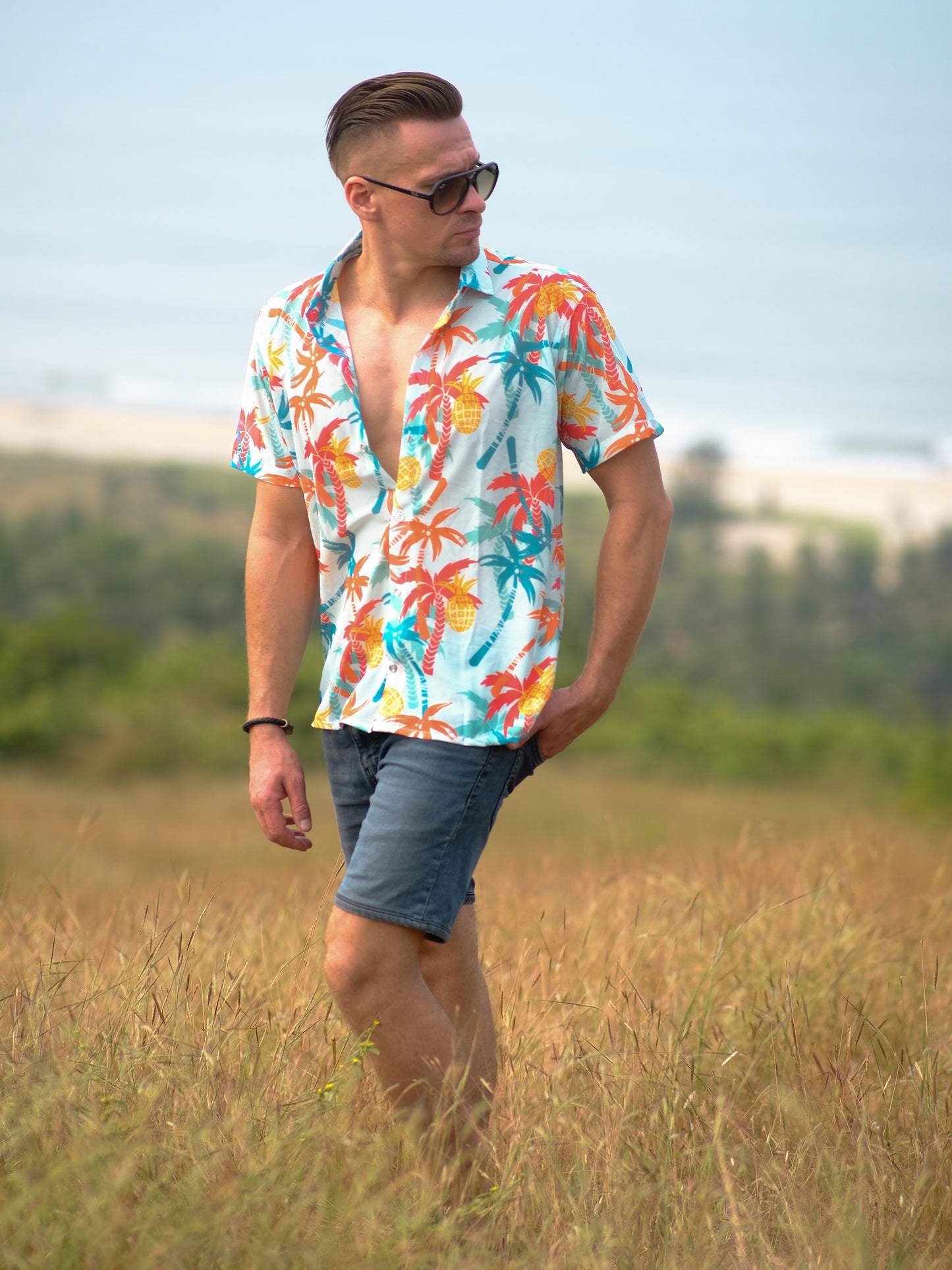 Men's Tropical Oversize Printed Travel Shirt