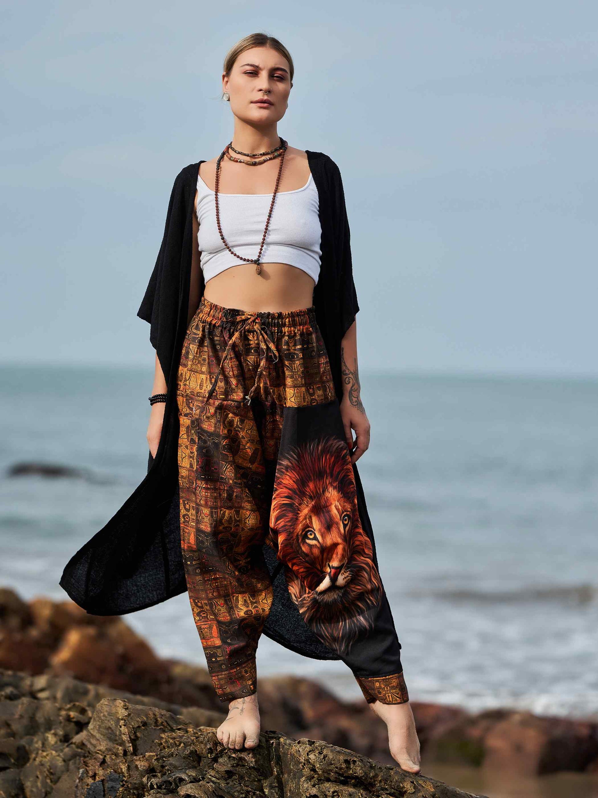 Buy Women's Vintage Lion Print Balloon Aladdin Unisex Harem Pants For Travel