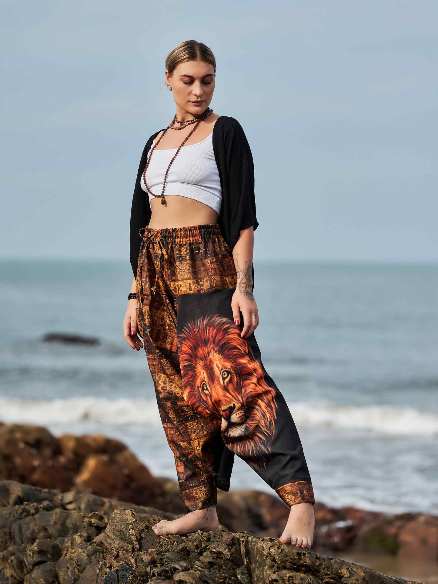 Buy Women's Vintage Lion Print Balloon Aladdin Unisex Harem Pants For Travel