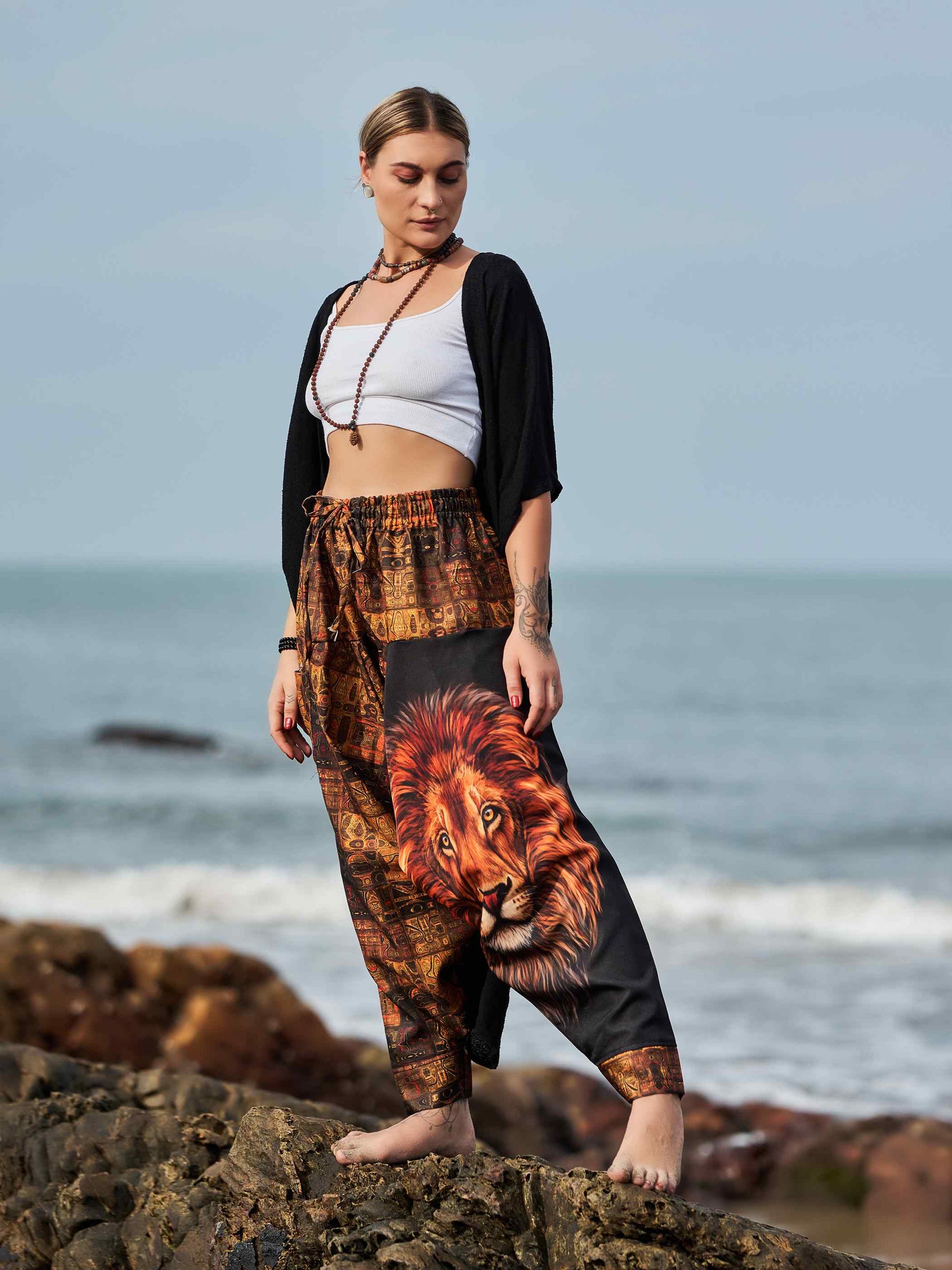 Buy Women's Vintage Lion Print Balloon Aladdin Unisex Harem Pants For Travel